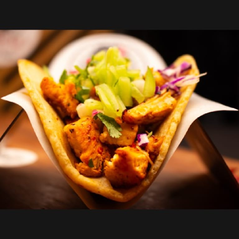 Savor Your Lunch with Us